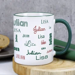Tasse mit zwei Namen in verschiedenen Schriftarten