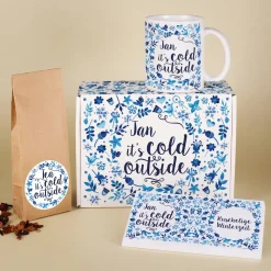 Tee Set - it’s cold outside - mit Schokolade, Tasse und Geschenkkarton