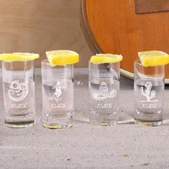 Tequila Geschenk-Set mit 4 gravierten Tequila-Shots in bedruckter Holzkiste mit Tequila Flasche