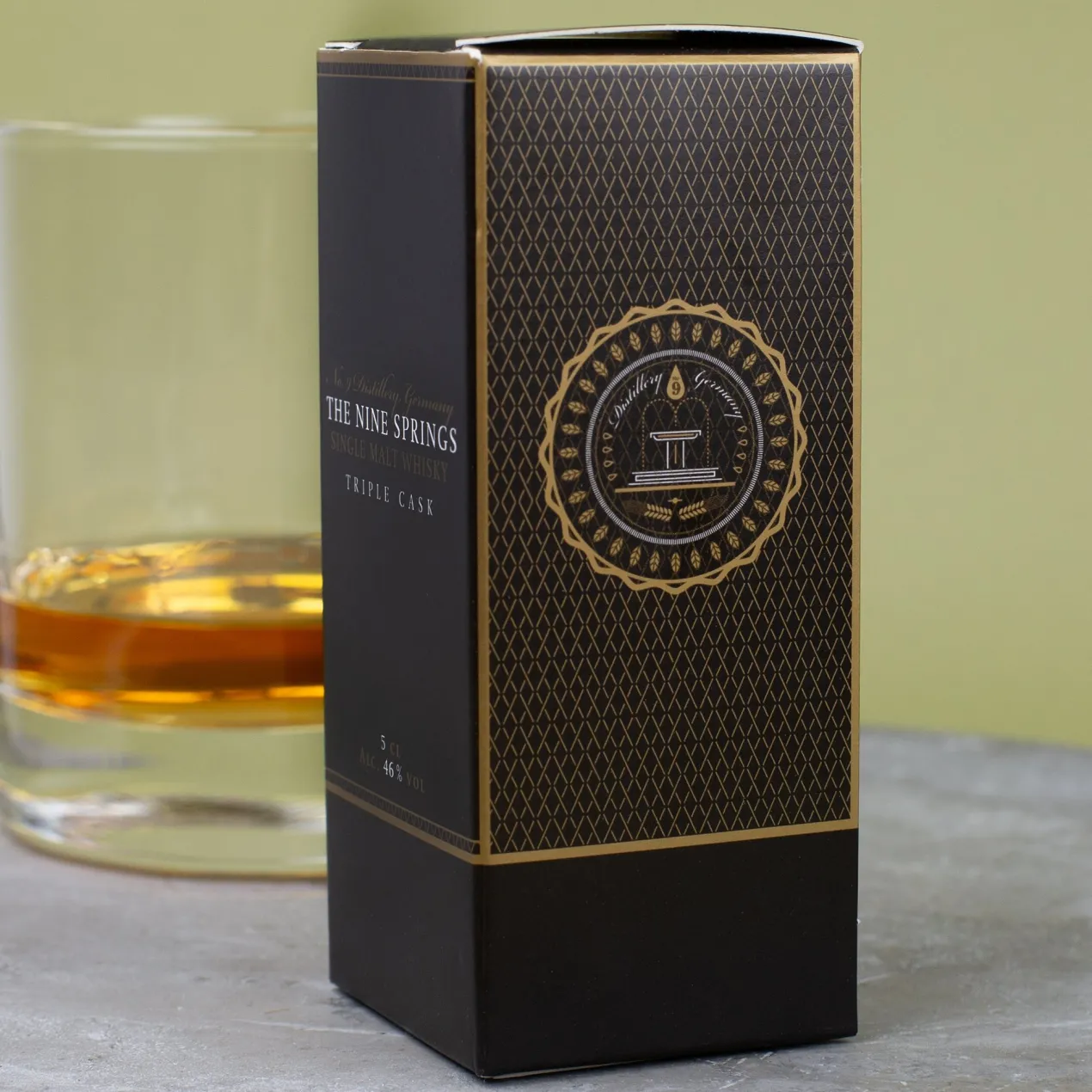 The Nine Springs - Triple Cask Single Malt Whisky aus dem Eichsfeld in Thüringen | Miniaturflasche
