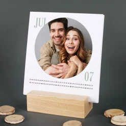 Tischkalender mit runden Fotos bedruckt - individuell gestaltbar