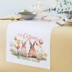 Tischläufer mit Osterhasen und Wunschtext in 2 Größen verfügbar