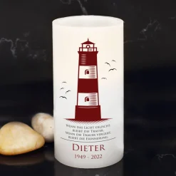 Trauerkerze LED mit Leuchtturm, Name und Datum bedruckt