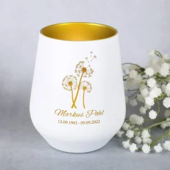 Trauerwindlicht mit Pusteblume, Name und Datum