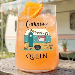 Trinkglas als Geschenk für Camperinnen & Camping Urlaub | Camping Queen mit Wohnwagen | Glas 430 ml
