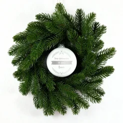 Türkranz & Wandschmuck mit personalisierter Christbaumkugel in Rot oder Weiß | Weihnachtsdeko