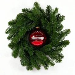 Türkranz & Wandschmuck mit personalisierter Christbaumkugel in Rot oder Weiß | Weihnachtsdeko