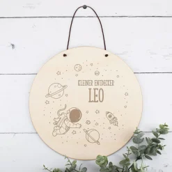 Türschild aus Holz mit Weltraum-Motiv fürs Kinderzimmer
