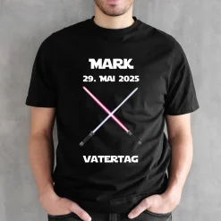 T-Shirt für Papas zum Vatertag o. Geburtstag mit Lichtschwert Motiv | Personalisiert | Schwarz