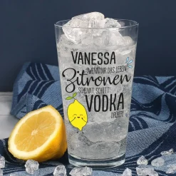 Vodka-Geschenkset mit Trinkglas und Absolut Vodka in Geschenkverpackung