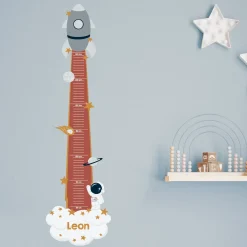 Wandtattoo Messlatte für Kinderzimmer mit Wunschname & Raketen-Motiv