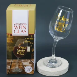 Wankendes Weinglas