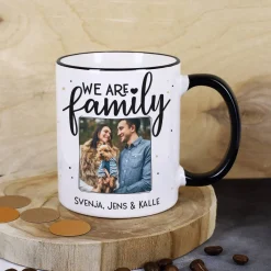 We are family - Fototasse mit Ihrem Wunschtext