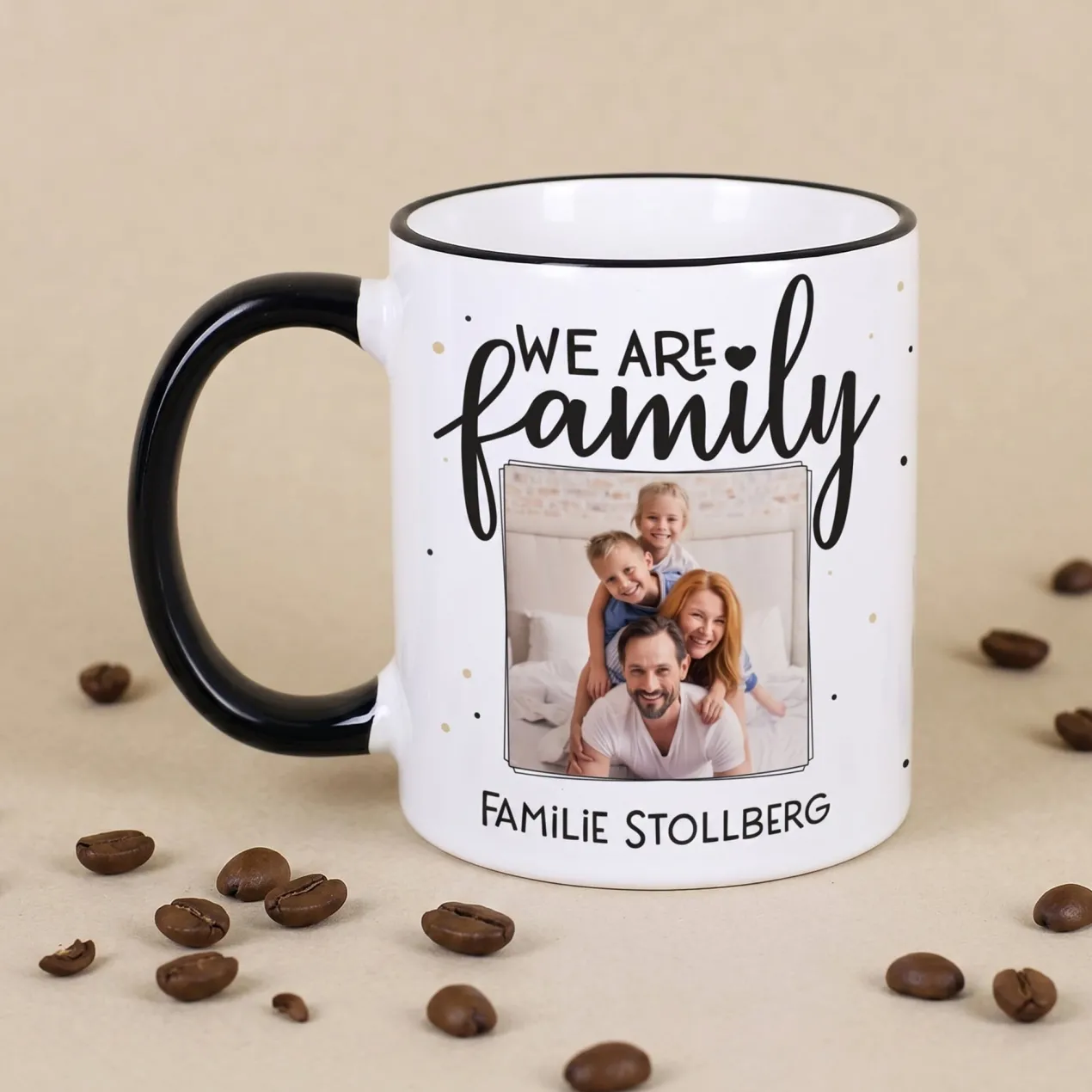 We are family - Fototasse mit Ihrem Wunschtext