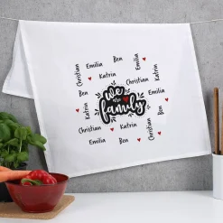 We are family - Geschirrtuch mit vier Namen