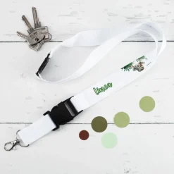 Weißes Schlüsselband mit kleinem Koala als Motiv und Wunschname