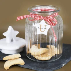 Weihnachtliche Plätzchendose mit Namensaufdruck in zwei verschiedenen Größen