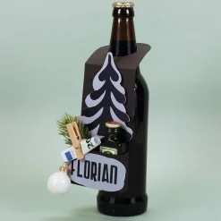 Weihnachtlicher Flaschenanhänger als Geldgeschenk zum selbst Befüllen