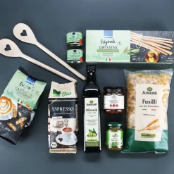 Weihnachtlicher Geschenkkorb aus Karton