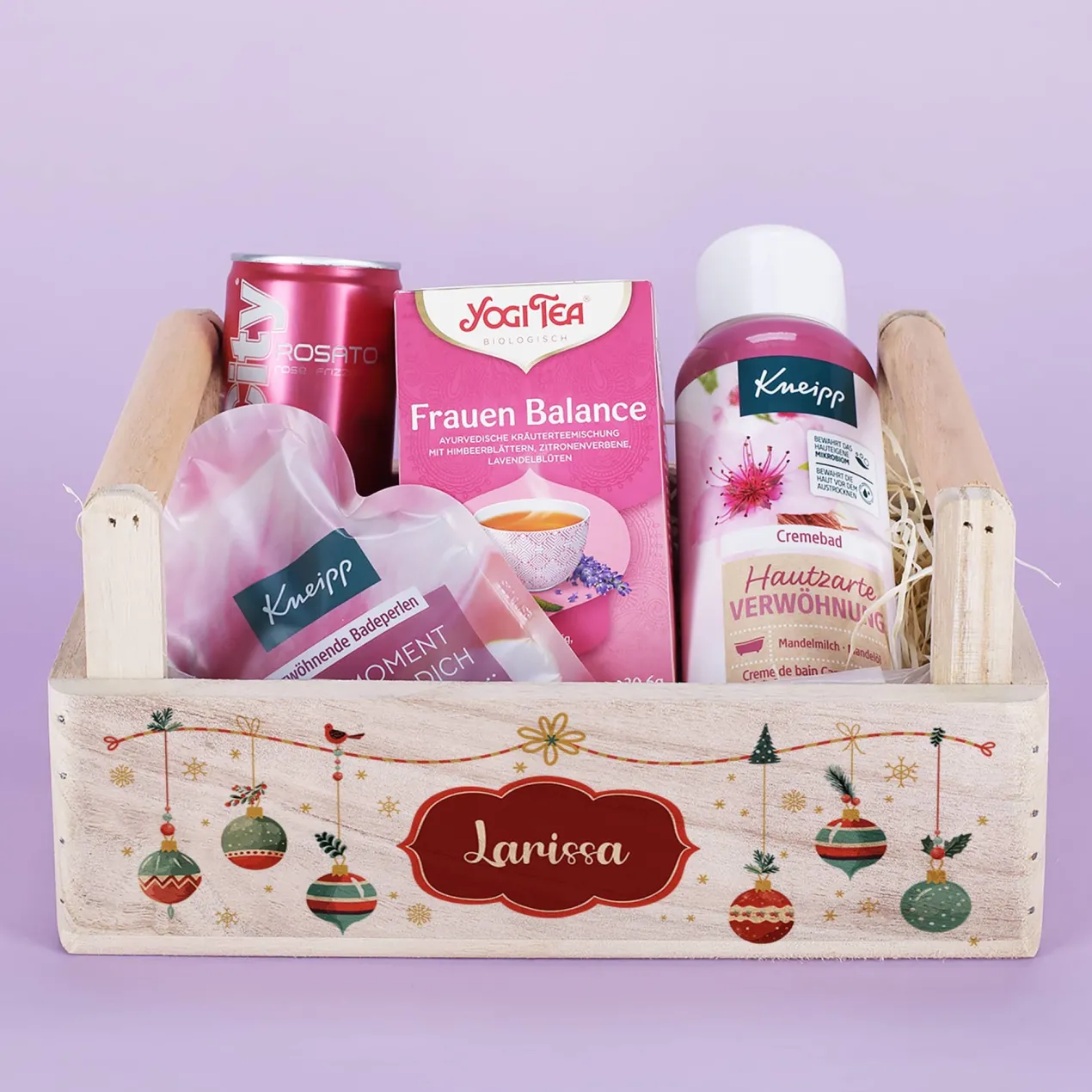Weihnachtlicher Wellness Geschenkkorb für Frauen mit Namensaufdruck