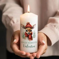 Weihnachts-Kerze mit kleinem Rentier, Wunschtext & Name