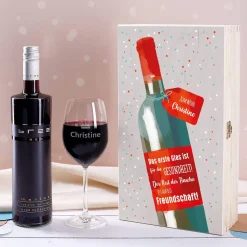 Weinset - Auf die Freundschaft - mit graviertem Glas in edler Holzverpackung