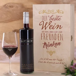 Weinset für die Liebsten mit Bree Weinflasche und Weinglas
