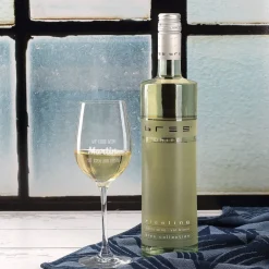Wein-Set zum Geburtstag mit graviertem Glas in edler Holzverpackung