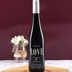 Weinset zur Hochzeit LOVE mit Namen und Datum