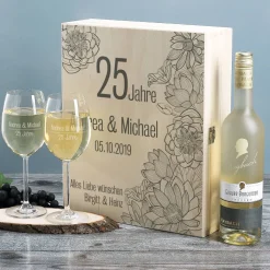 Weißwein Geschenkset zur Silberhochzeit mit Maybach und 2 gravierten Gläsern