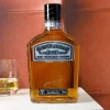 Whiskybox mit 4 Gläsern, Untersetzern und Jack Daniels Whiskey