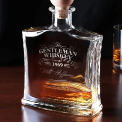 Whiskykaraffe mit Gravur als Accessoire für Kenner
