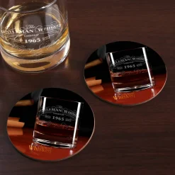 Whisky-Set in gravierter Holzkiste inkl. Gläser und Untersetzer