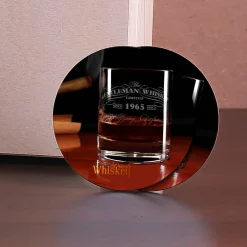 Whisky-Set in gravierter Holzkiste inkl. Gläser und Untersetzer
