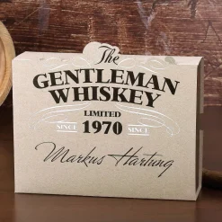 Whisky-Set mit 4 torfigen Single Malts in bedruckter Geschenkverpackung mit Wunschname