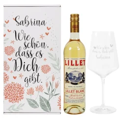 Wie schön, dass es Dich gibt - Lillet Geschenkset mit graviertem Glas und Präsentbox