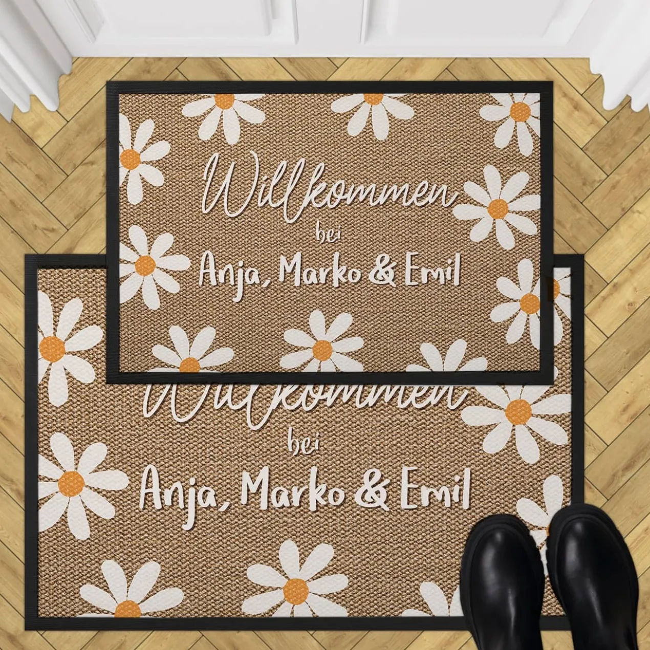 Willkommen bei - Fußmatte mit Blumenmotiv und Ihren Wunschnamen