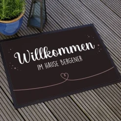 Willkommen Fußmatte mit Herz und Wunschtext