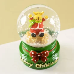 Wunderschöne Schneekugel für die Adventszeit