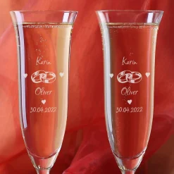 Zwei gravierte Sektgläser L'Amour zur Hochzeit mit Ringen und Ihren Wunschangaben